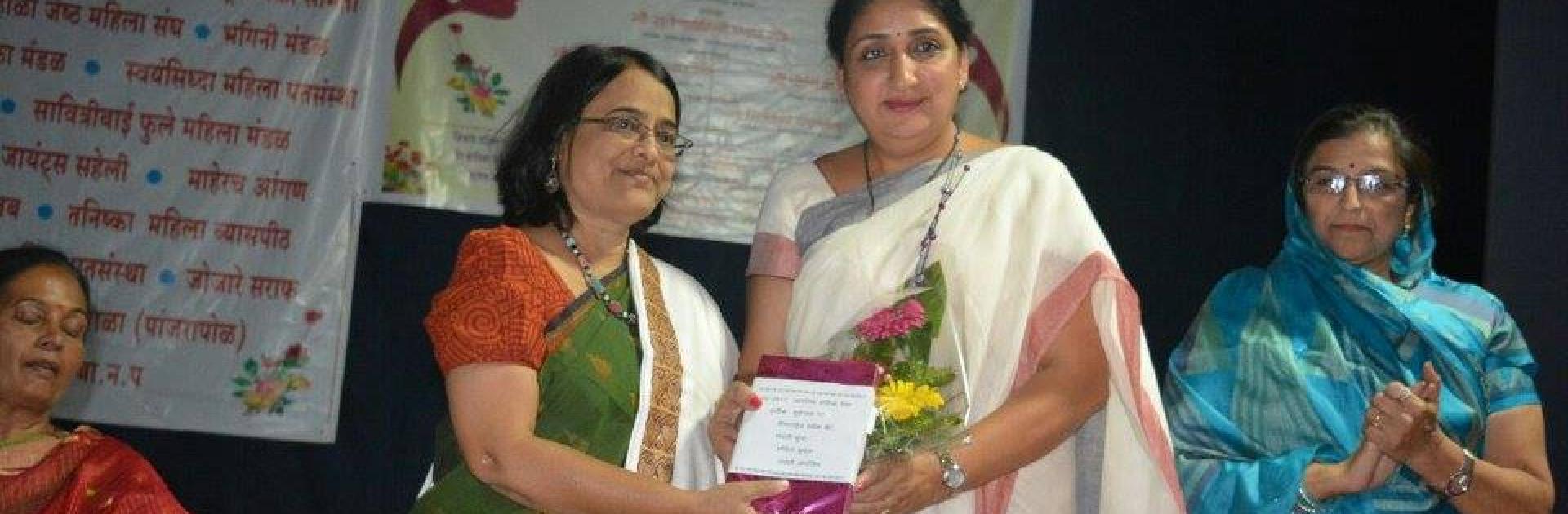 बारामतीत सांजरा झालेला आंतरराष्ट्रीय महिला दिन- ८ मार्च २०१७ 